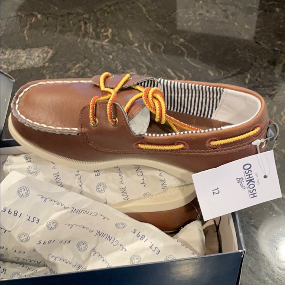 Boys Osh Kosh brown boat shoe slip ons